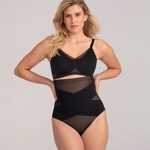 NWT - SuperPower Thong - Runway